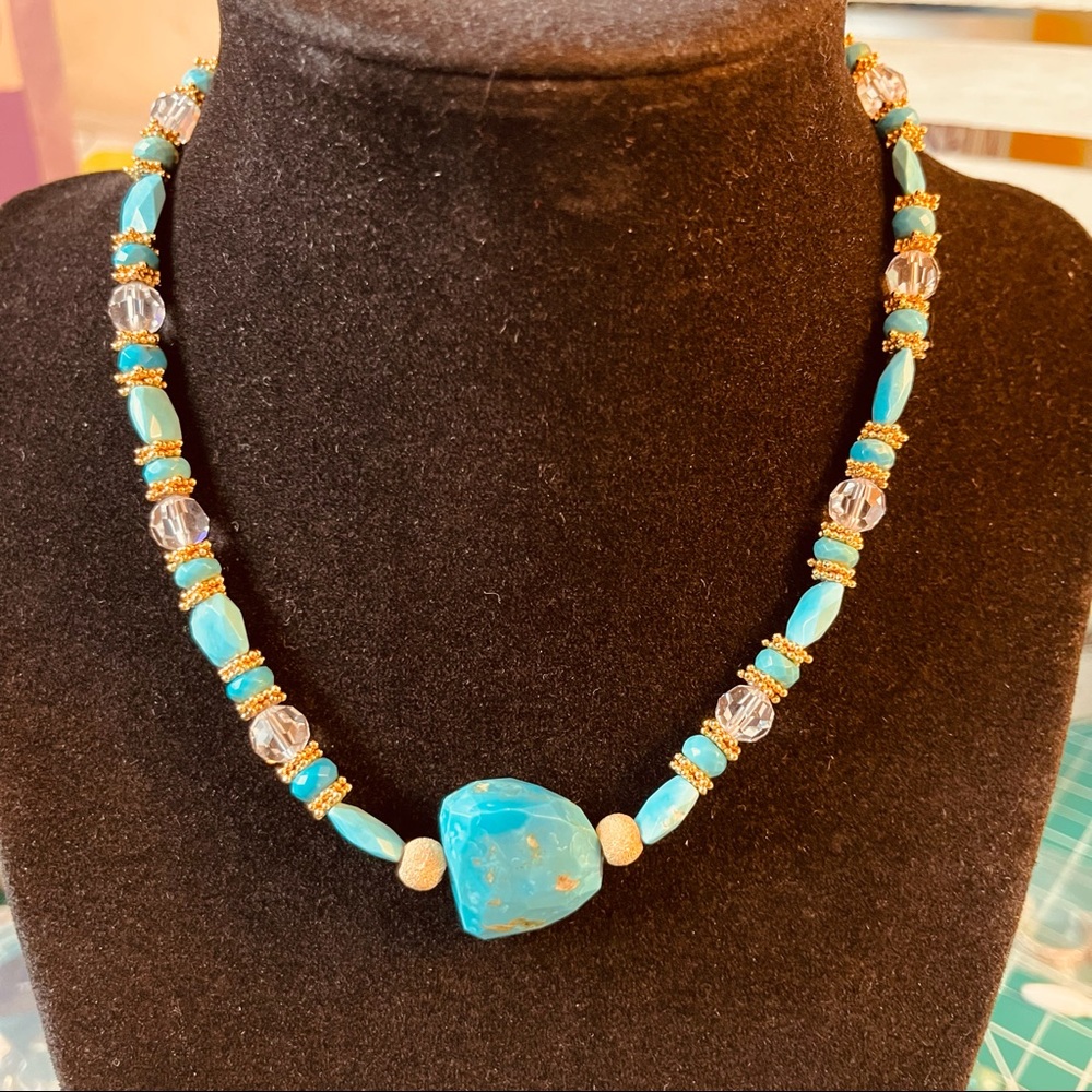 Turquoise beaded necklace